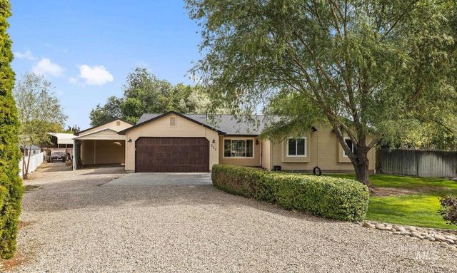322 Buckskin Ct, Nampa, ID 83687