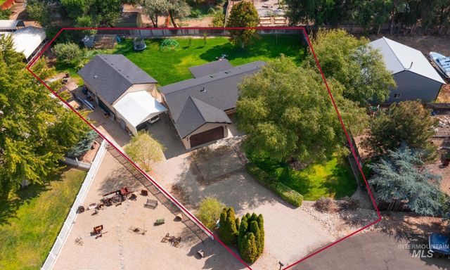 322 Buckskin Ct, Nampa, ID 83687