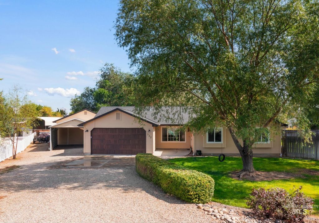 322 Buckskin Ct, Nampa, ID 83687