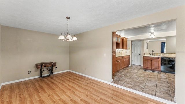 29 LAKE ARROWHEAD DRIVE, Winter Haven, FL 33880