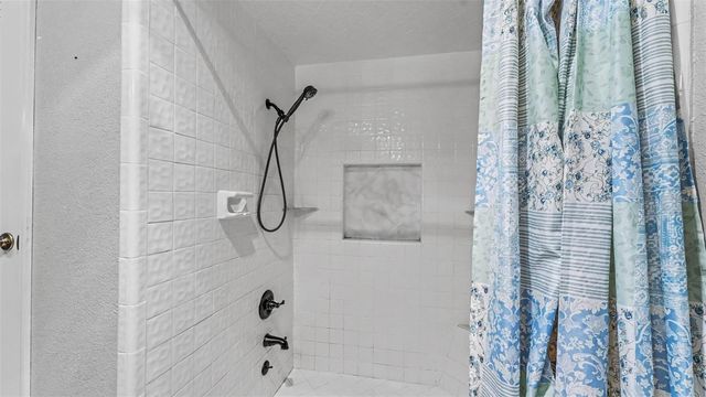 29 LAKE ARROWHEAD DRIVE, Winter Haven, FL 33880