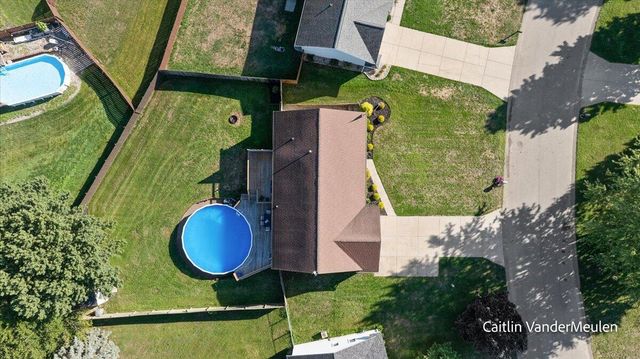 11421 Prairie Avenue, Allendale Twp, MI 49401