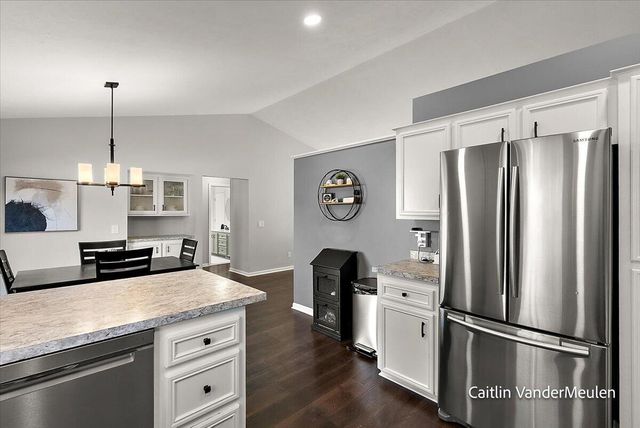11421 Prairie Avenue, Allendale Twp, MI 49401