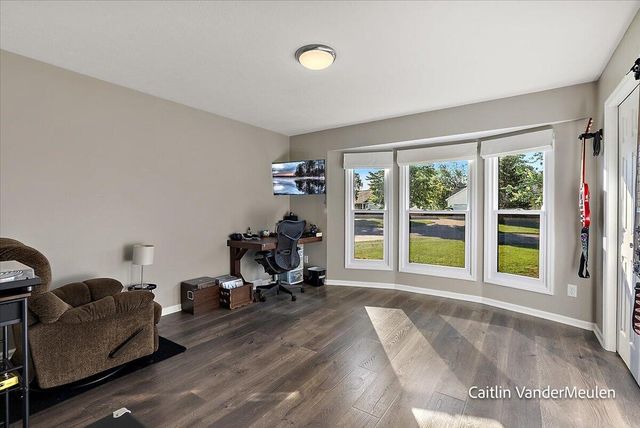 11421 Prairie Avenue, Allendale Twp, MI 49401