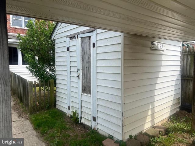 1724 LANGPORT AVE, Baltimore, MD 21222