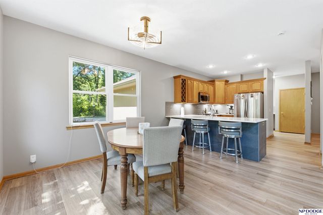 3435 Oakridge Road, Omaha, NE 68112