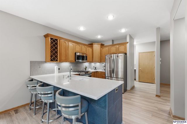 3435 Oakridge Road, Omaha, NE 68112