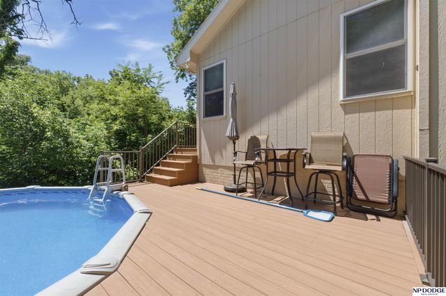 3435 Oakridge Road, Omaha, NE 68112