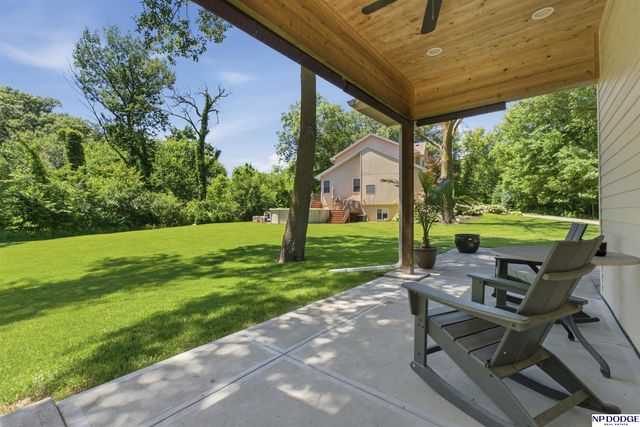 3435 Oakridge Road, Omaha, NE 68112