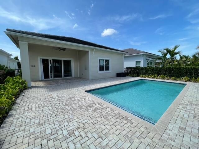 12420 Nautilus Circle, Palm Beach Gardens, FL 33412