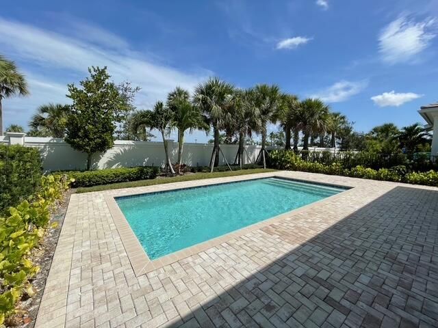 12420 Nautilus Circle, Palm Beach Gardens, FL 33412