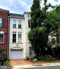 235 MURTHA ST, Alexandria, VA 22304
