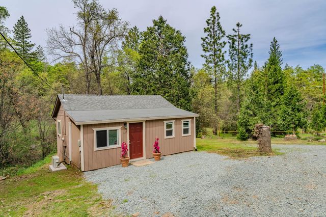 67 Winton Rd, West Point, CA 95255