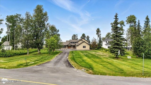 47586 Grant Avenue, Kenai, AK 99611