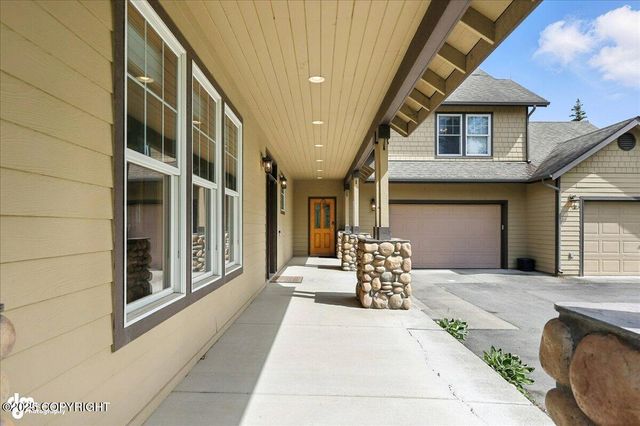 47586 Grant Avenue, Kenai, AK 99611