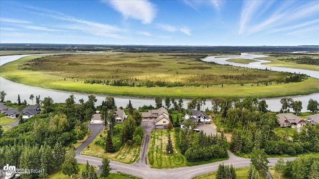 47586 Grant Avenue, Kenai, AK 99611