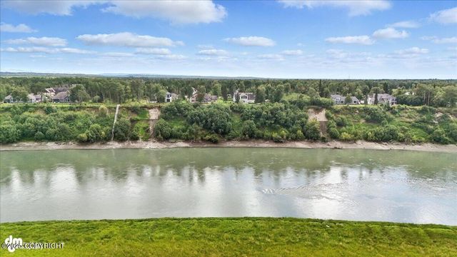 47586 Grant Avenue, Kenai, AK 99611