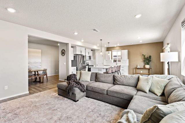 61532 SE Colima Street, Bend, OR 97702