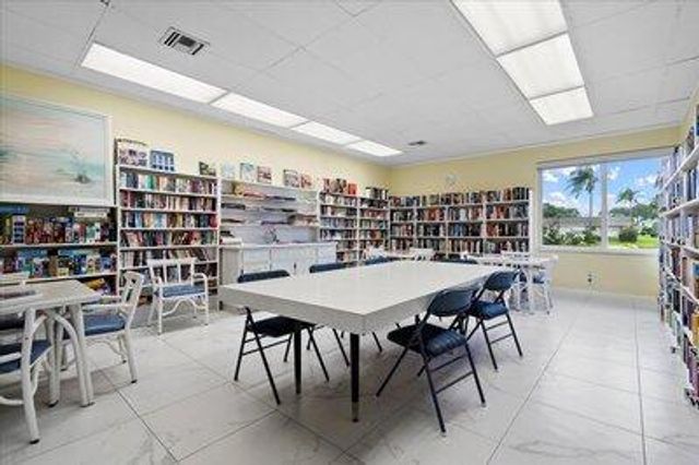 2723 Dudley Drive W G, West Palm Beach, FL 33415