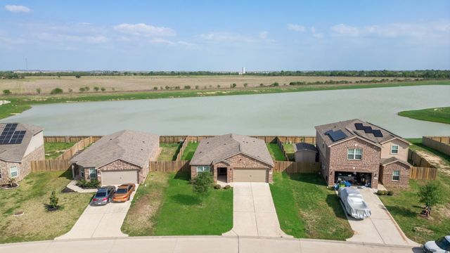 2095 Mule Ridge Drive, Katy, TX 77493
