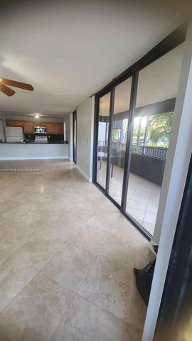 16220 NW 2nd Ave 213, Miami, FL 33169