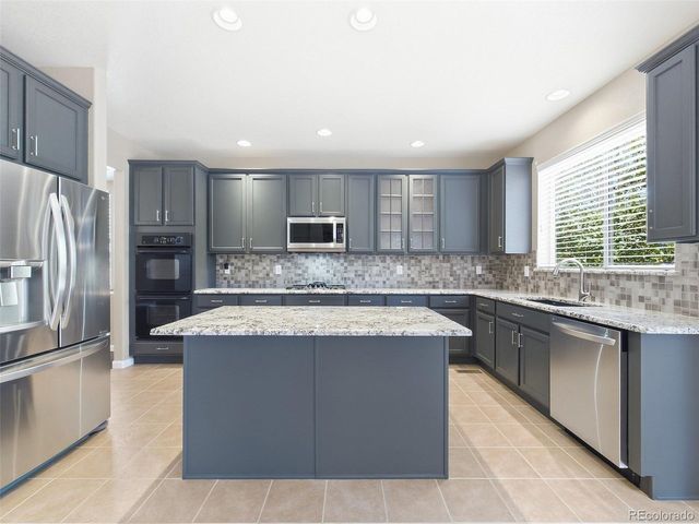246 N Coolidge Way, Aurora, CO 80018