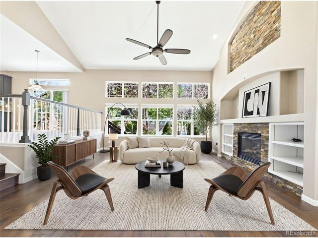 246 N Coolidge Way, Aurora, CO 80018