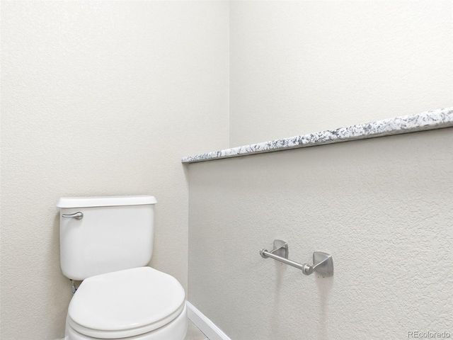 246 N Coolidge Way, Aurora, CO 80018