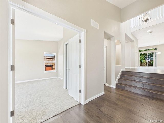 246 N Coolidge Way, Aurora, CO 80018