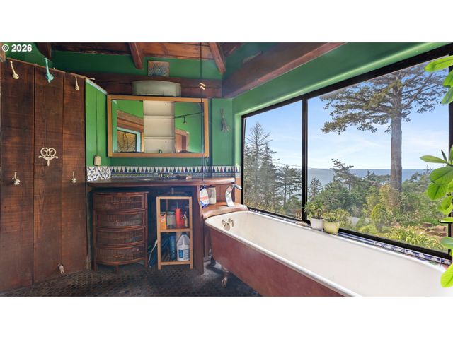 0 HWY 101, Port Orford, OR 97465