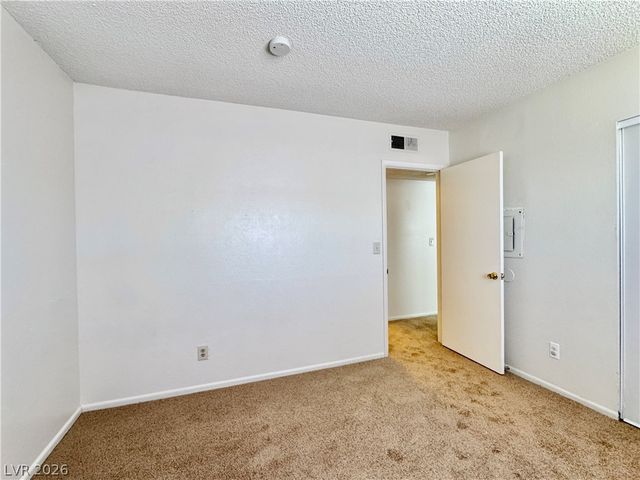 574 Roxella Lane D, Las Vegas, NV 89110
