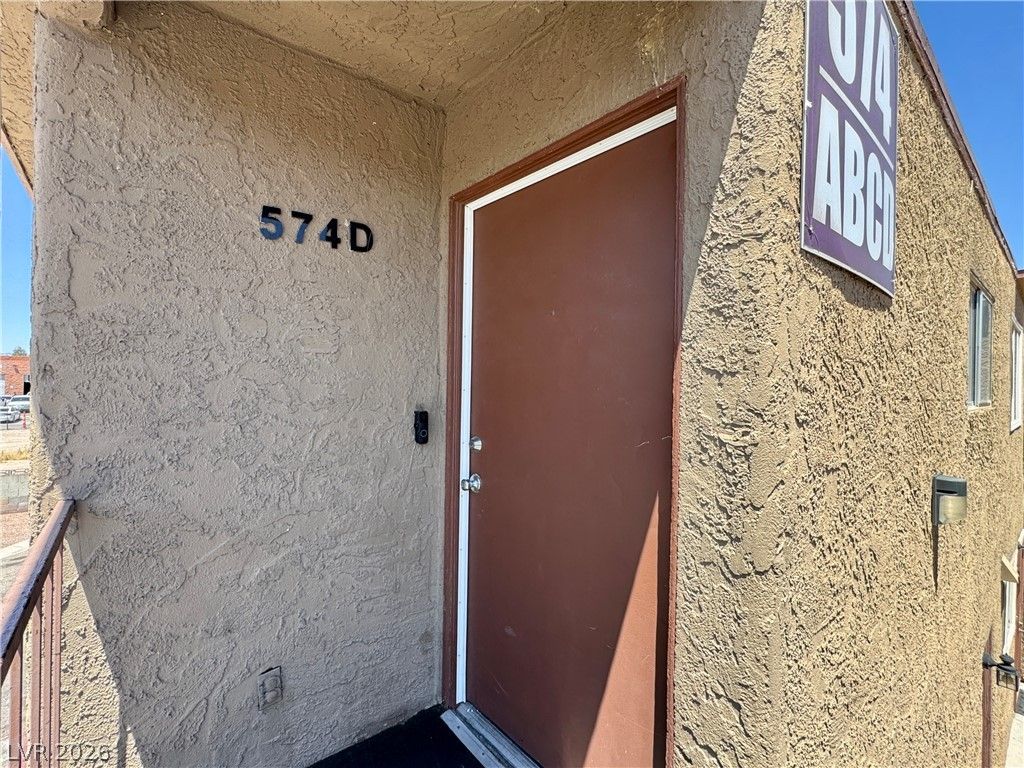 574 Roxella Lane D, Las Vegas, NV 89110