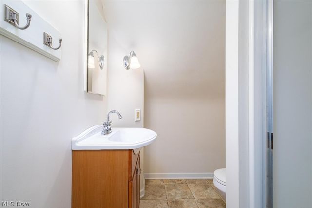 1322 OVERLOOK Drive, Weirton, WV 26062