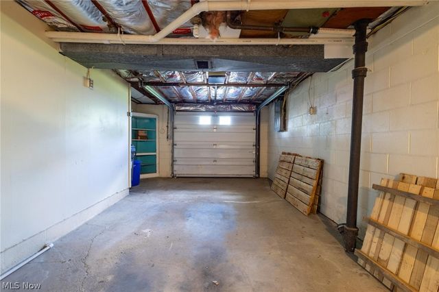 1322 OVERLOOK Drive, Weirton, WV 26062