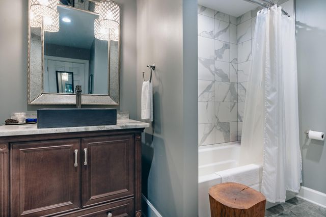 4434 Brentwood CT, Roanoke, VA 24018