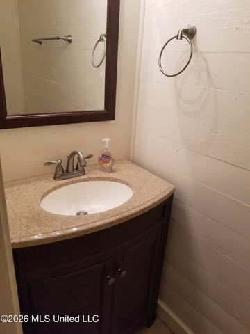 103 E Sproles Street, Clinton, MS 39056