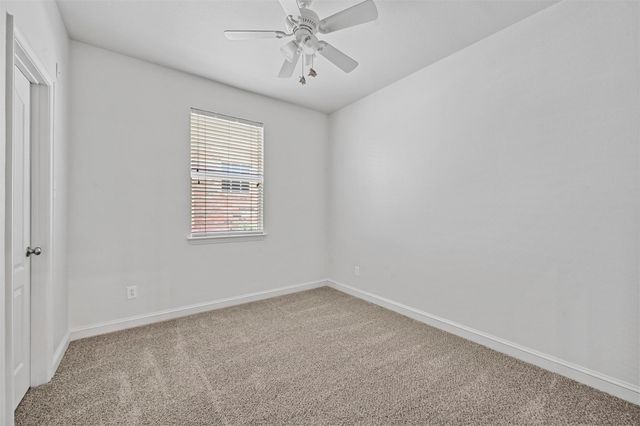 1711 Peregrine Drive, Corinth, TX 76210