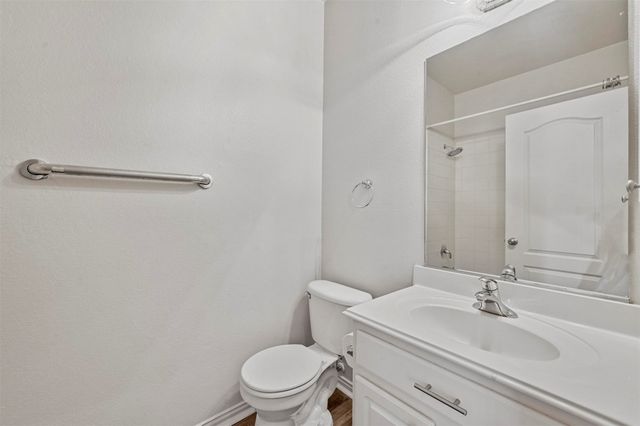 1711 Peregrine Drive, Corinth, TX 76210