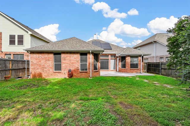1711 Peregrine Drive, Corinth, TX 76210