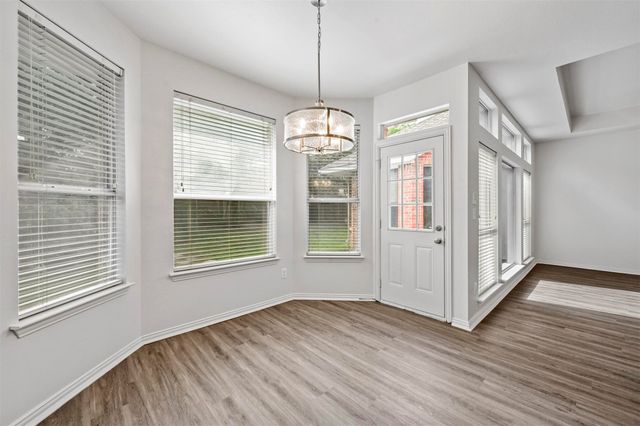 1711 Peregrine Drive, Corinth, TX 76210