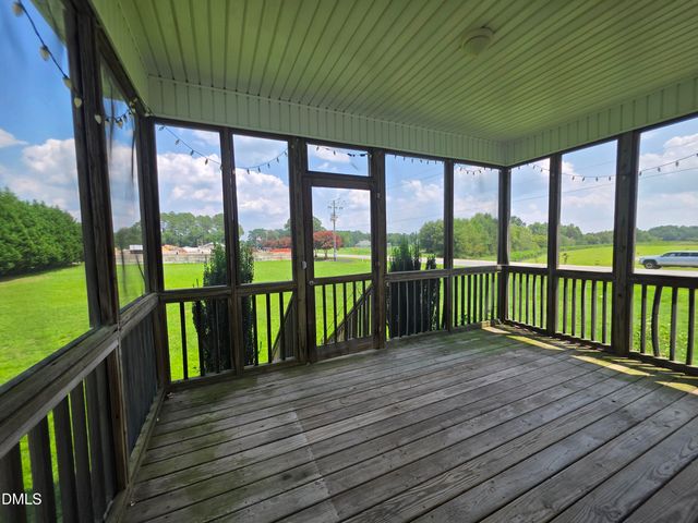 22 Oak Run Drive, Clayton, NC 27520