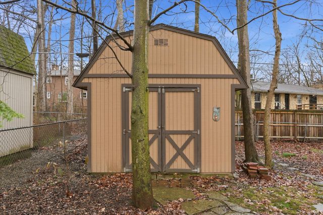 8231 Sakaden Parkway, Fort Wayne, IN 46825