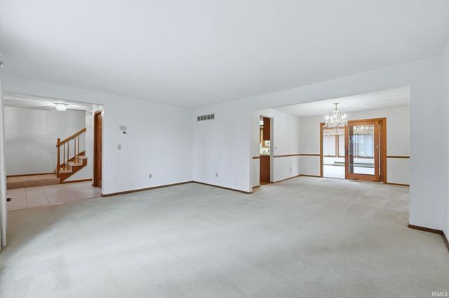 8231 Sakaden Parkway, Fort Wayne, IN 46825