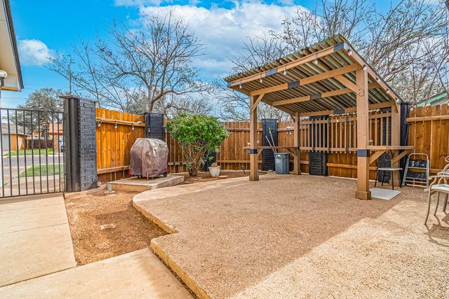 5114 Storey Ave, Midland, TX 79707