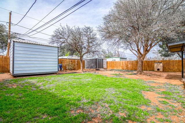 5114 Storey Ave, Midland, TX 79707