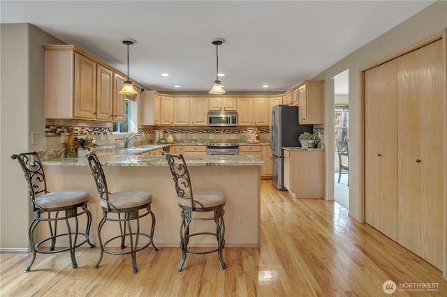 22421 SE 329th Street, Black Diamond, WA 98010