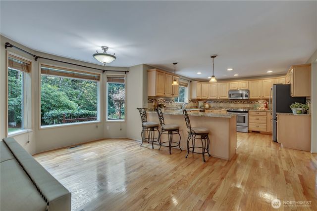 22421 SE 329th Street, Black Diamond, WA 98010