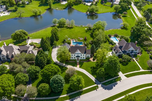 25 Monahan Road, Zionsville, IN 46077