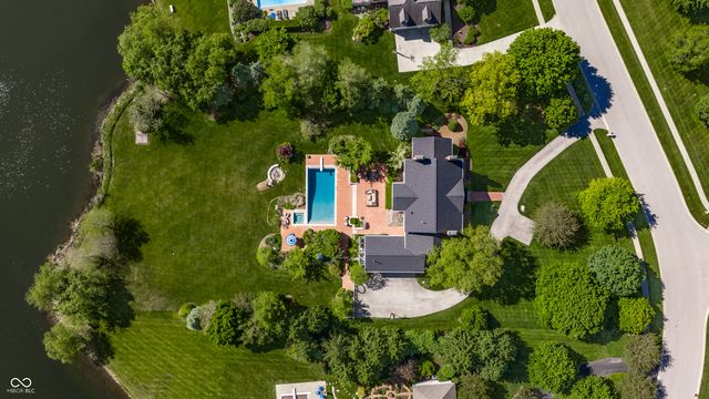25 Monahan Road, Zionsville, IN 46077
