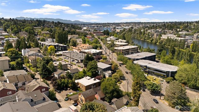 163 Etruria Street, Seattle, WA 98109
